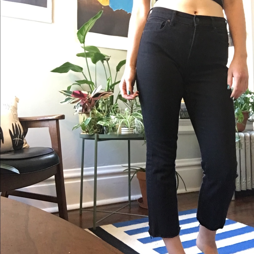 Everlane raw Hem, dark black jeans